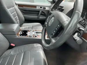 Volkswagen Touareg 2009 Silver