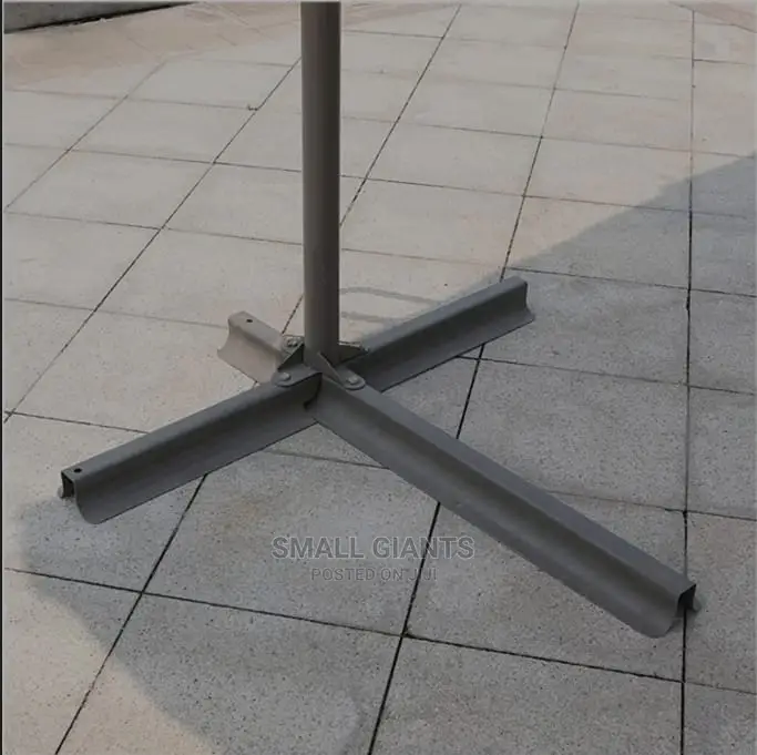 Outdoor Garden Umbrella With Aluminum Pole Base Iron Stand