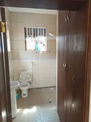 4bdrm Bungalow in Kololo Property, Central Division for Rent