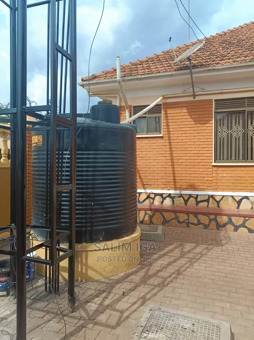 4bdrm Bungalow in Kololo Property, Central Division for Rent