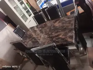 Marble Dining Table 6 Seaters