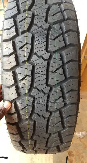 Photo - Light Truck Tyres 235/75r15