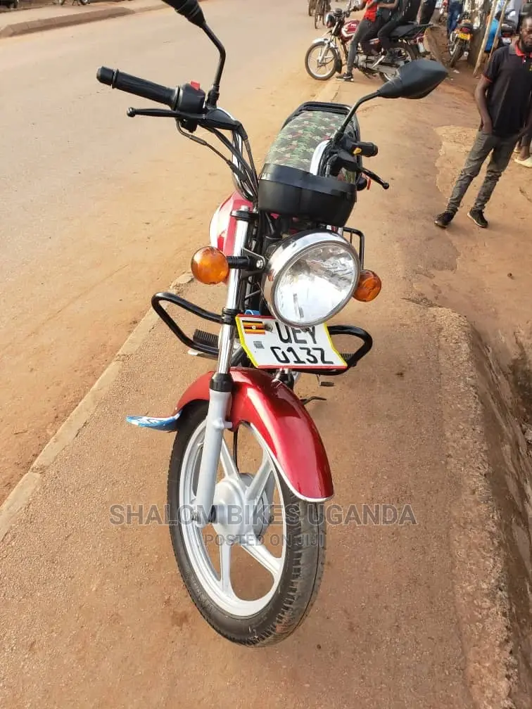 TVS HLX 125 2018 Red