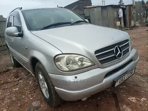 Mercedes-Benz M Class ML 320 2000 Silver