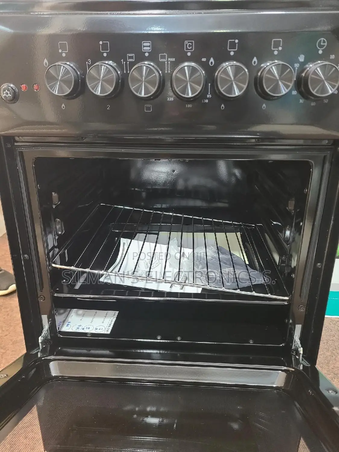 Blueflame 3 Gas + 1 Electric 50 by 50 Cooker