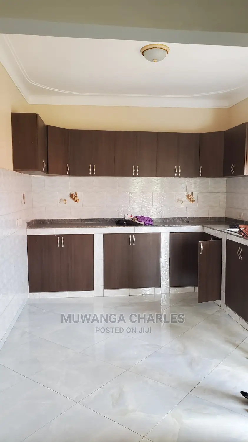 3bdrm Maisonette in Fs Properties Ltd, Central Division for Sale