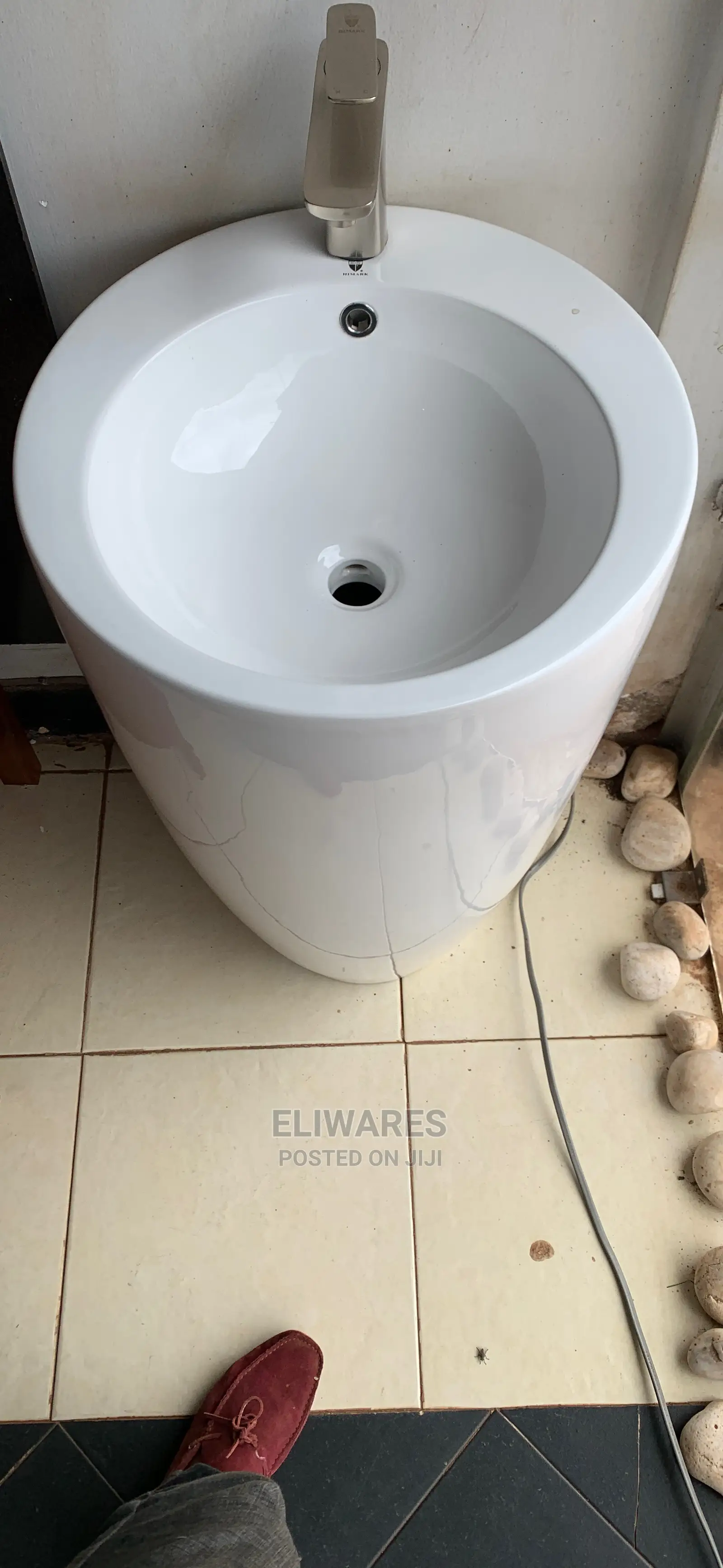 One Piece Handwash Basin