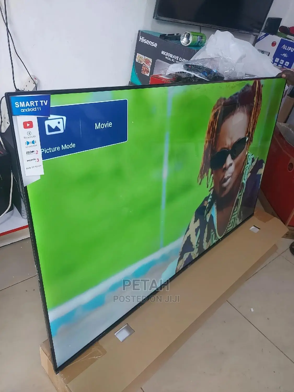 70 Inches Smart Uhd Flat Screen Tv