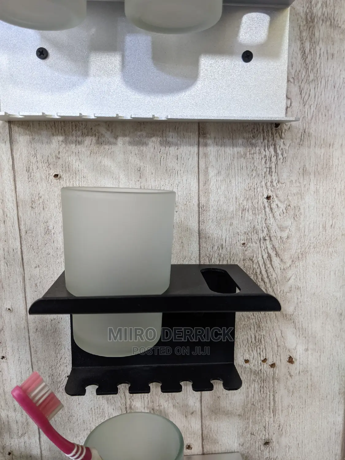 Tooth Brush Holder