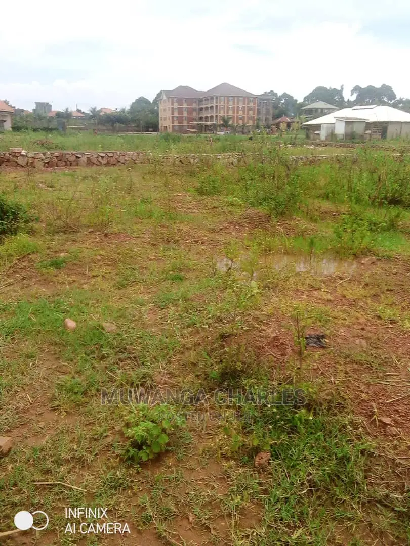 100by50ft Plot for Sale at Buwate