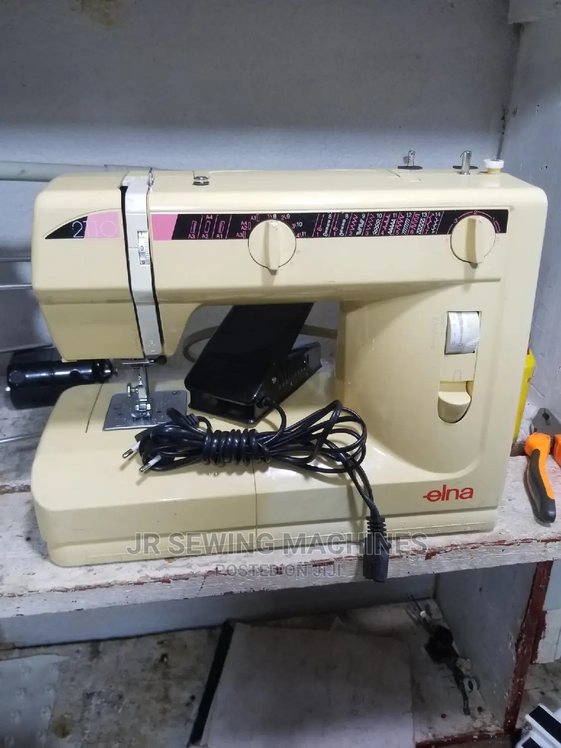 Electric Design Sewing Machine
