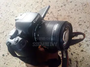 CANON EOS 700D Photo and Video Camera.