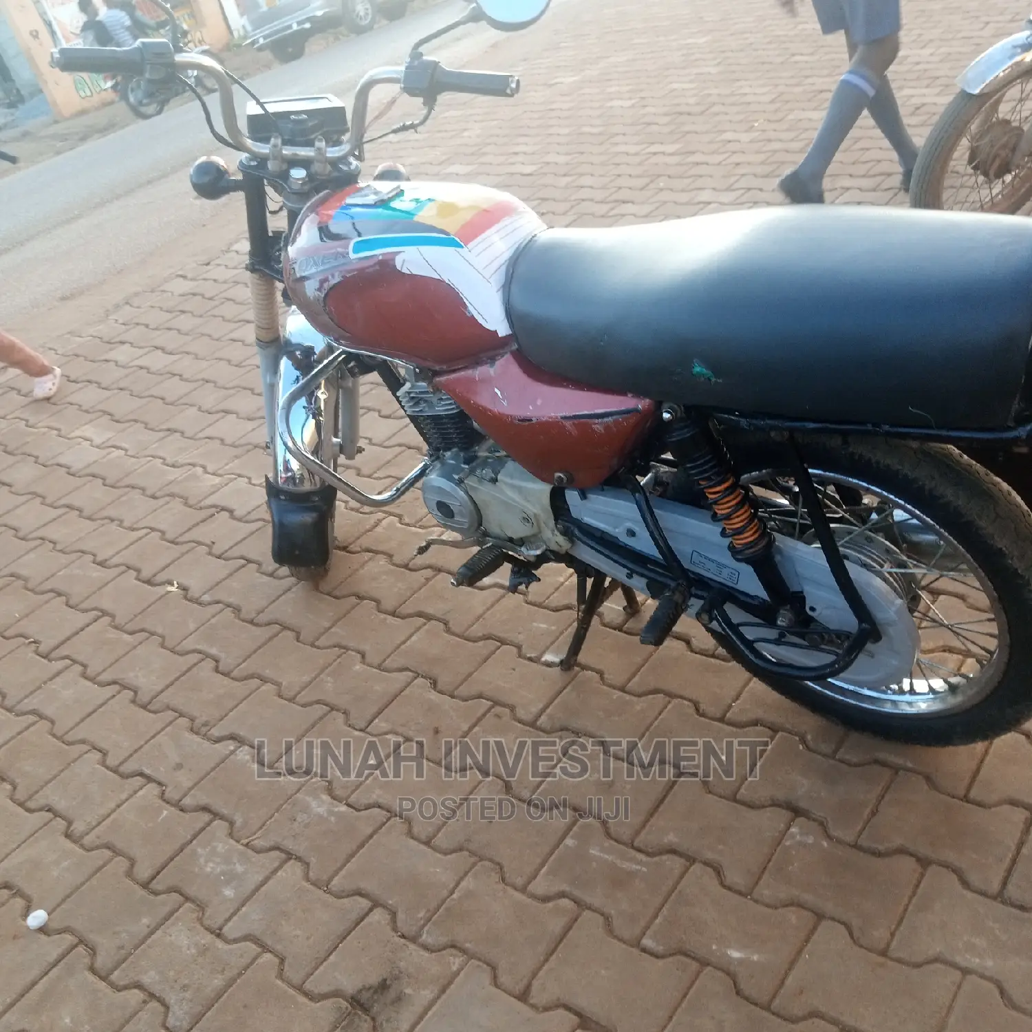 Bajaj Boxer BM100ES 2018 Brown