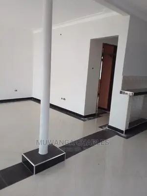5bdrm Duplex in Fs Properties Ltd, Central Division for Sale