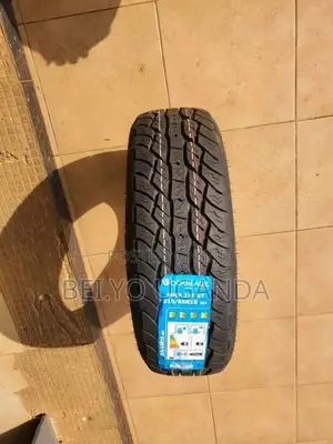 Photo - Rockblade 215/65r16