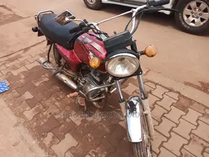 Gilera SMT 2013 Red