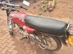Gilera SMT 2013 Red