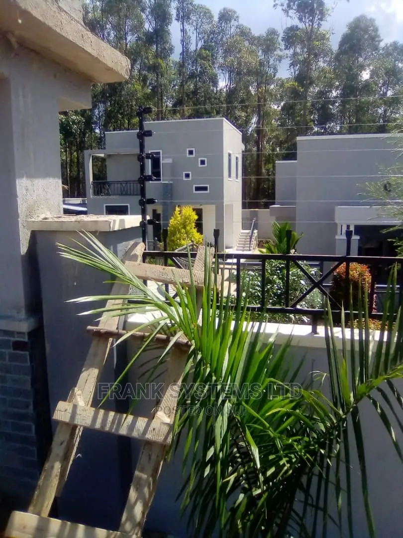 Electric Fence With 6lines High