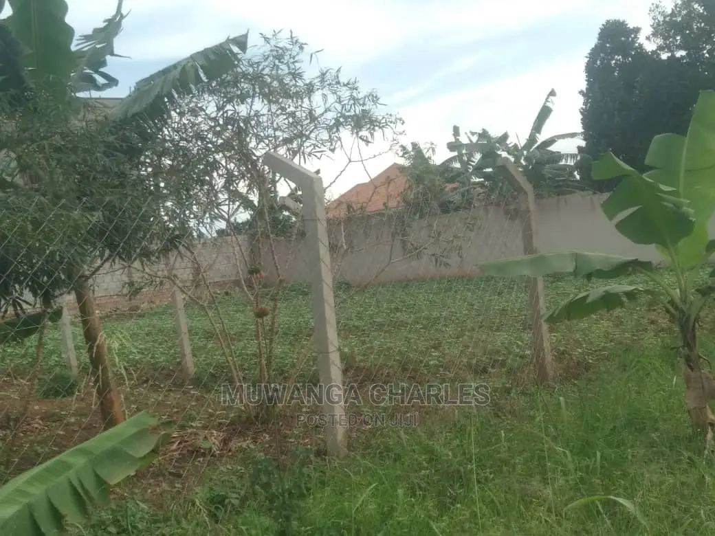 100by100ft Plot for Sale at Kyanja Kungu