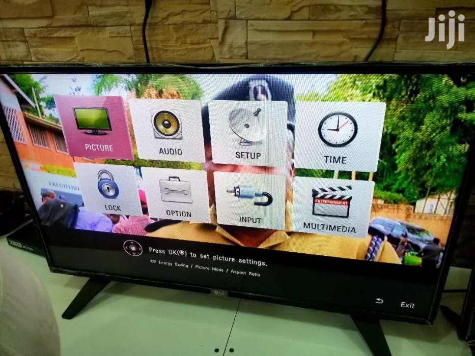 LG Digital Flat Screen TV 32 Inches in Kampala TV & DVD Equipment