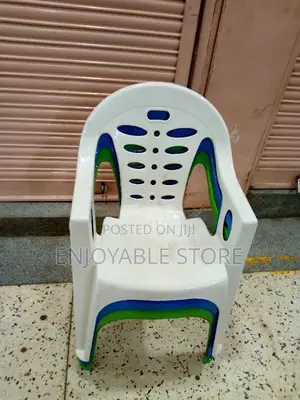 Plastic Chairs(Armrest)