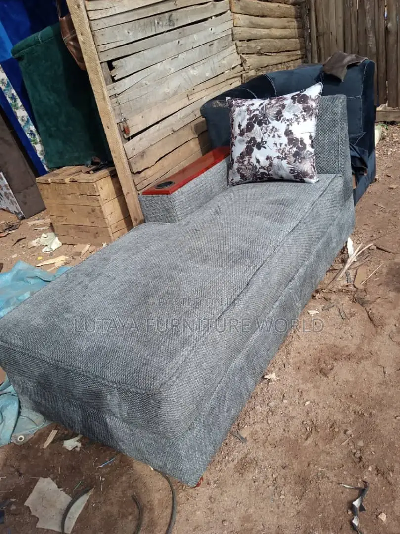Sofa for Sale in Good Materials and Price