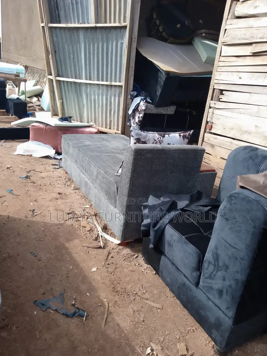 Sofa for Sale in Good Materials and Price