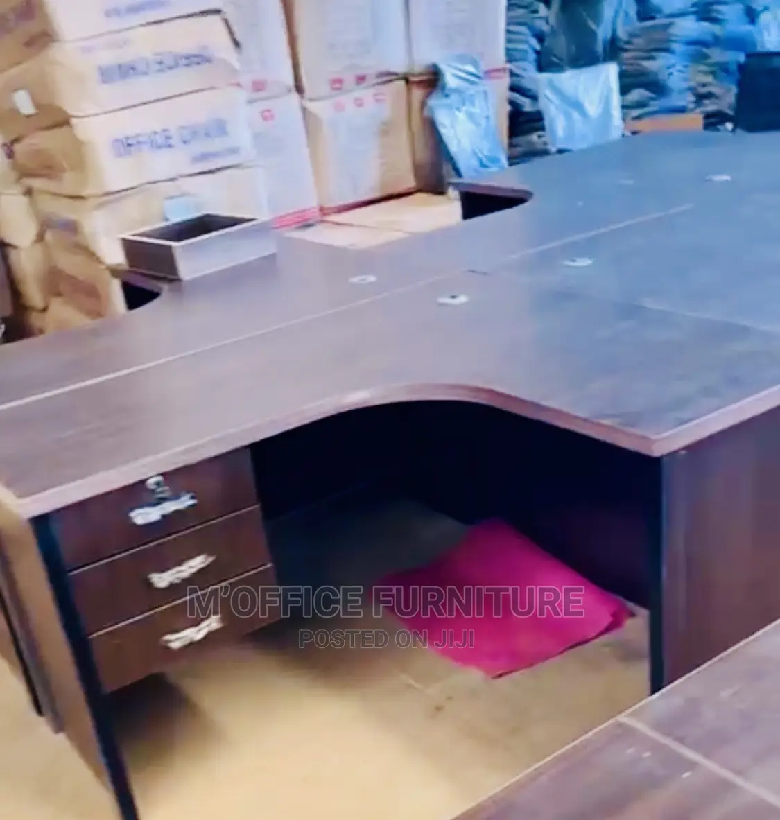Office Tables/ Desks (L-Shaped)