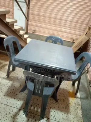Plastic Table Chairs Set (Bar)