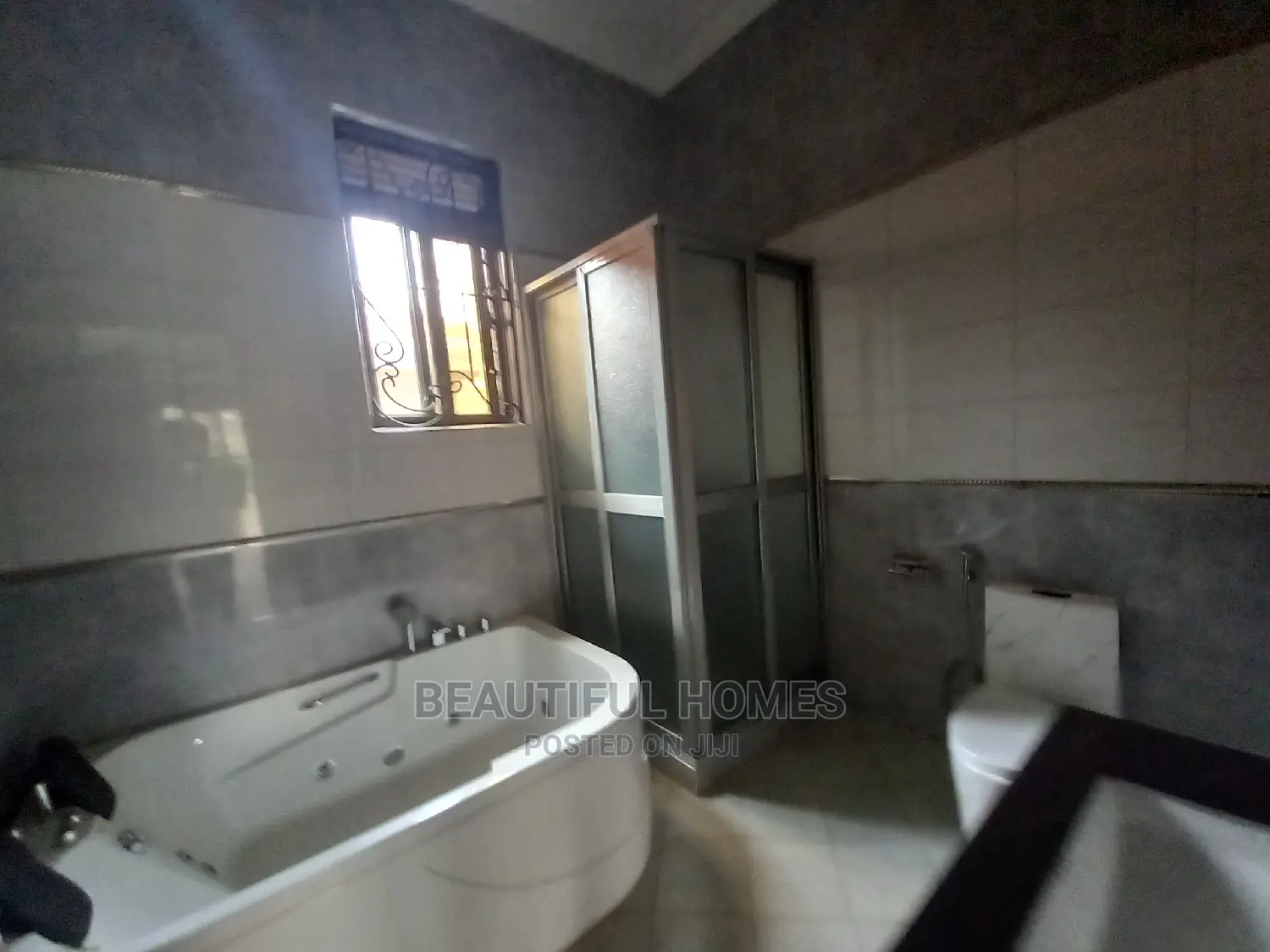 Furnished 5bdrm House in Kyanja Corporate, Nakawa for Sale