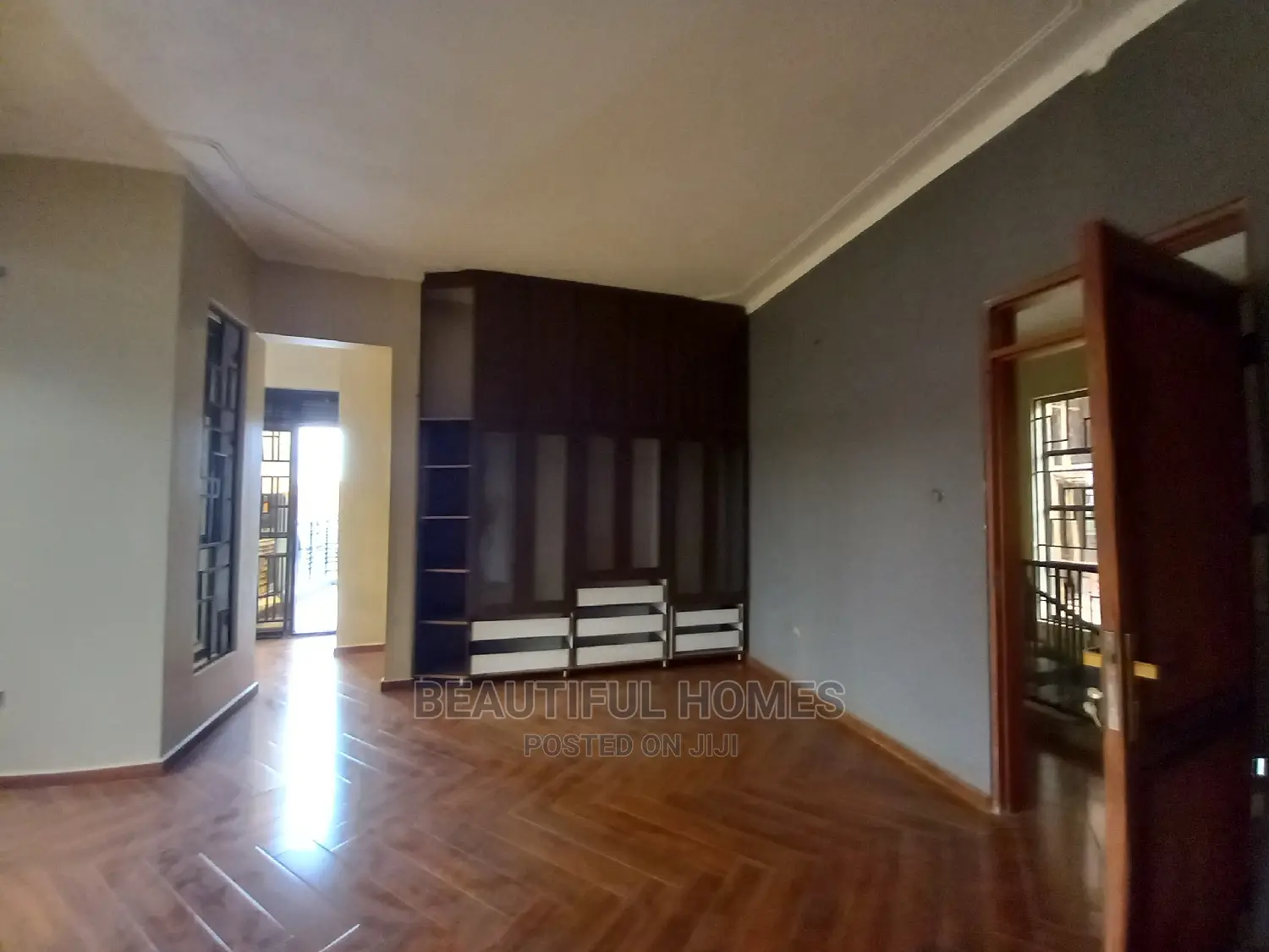 Furnished 5bdrm Duplex in Kyanja, Central Division for Sale