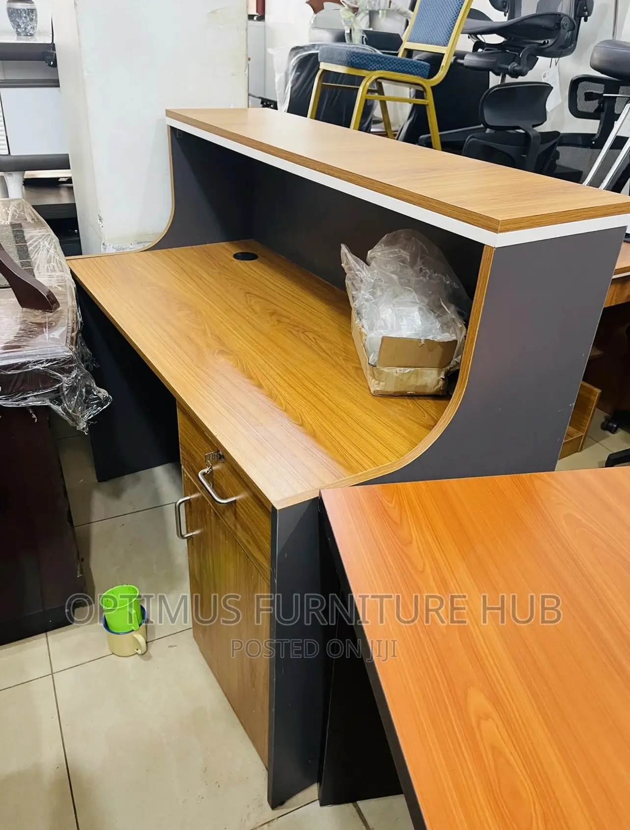 Reception Desk (Grey)