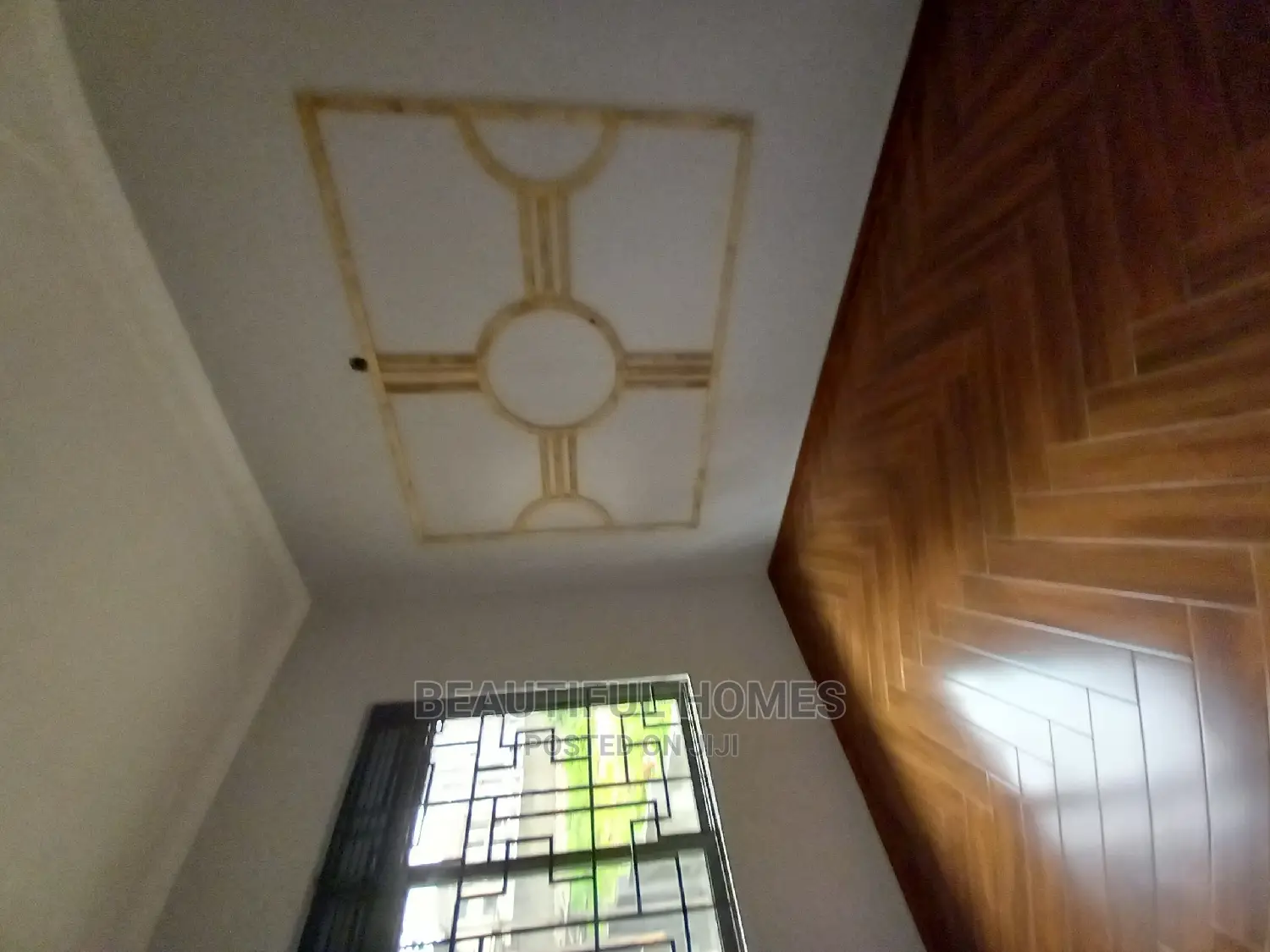 Furnished 5bdrm House in Kyanja, Central Division for Sale