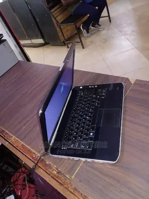 Laptop Dell Latitude 5420 3GB Intel Core I3 HDD 320GB