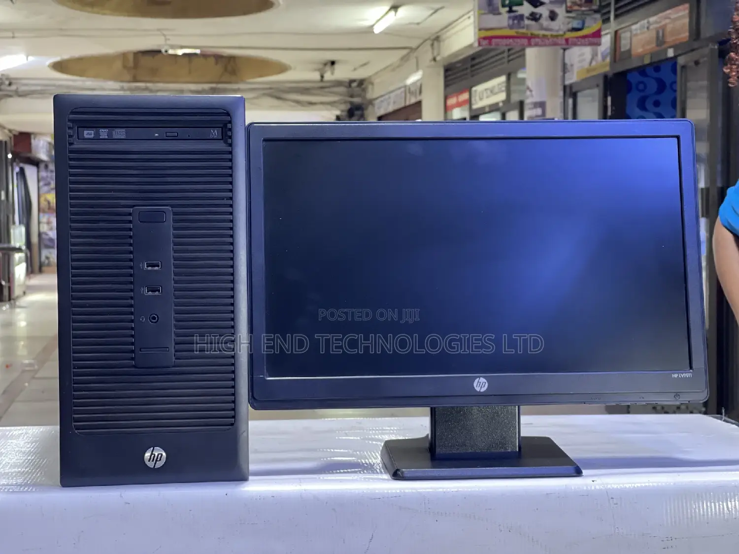Desktop Computer Fujitsu Futro L420 8GB Intel Core I5 HDD+SSD 500GB