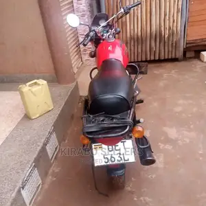New Bajaj Avenger 150 Street 2020 Red