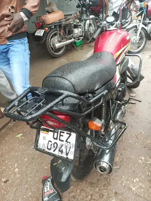 New Hero Thriller 160R 2021 Red