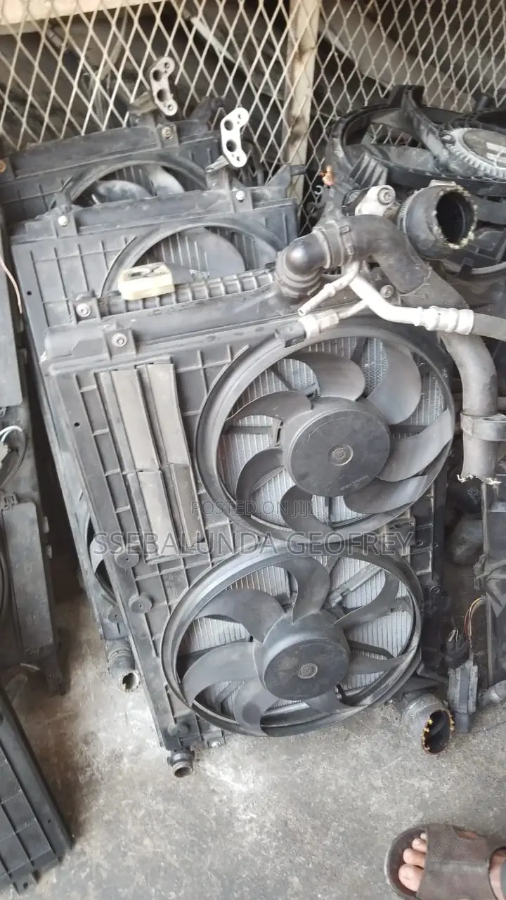 Touran Fans and Radiator