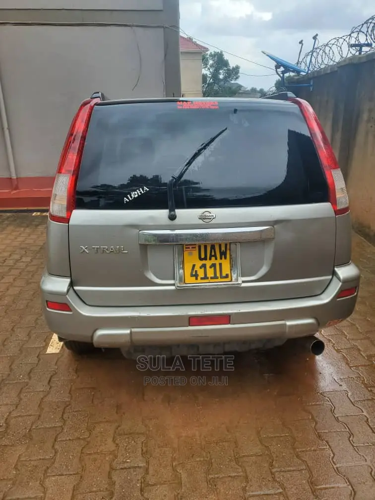Nissan X-Trail 2.0 2002 Silver