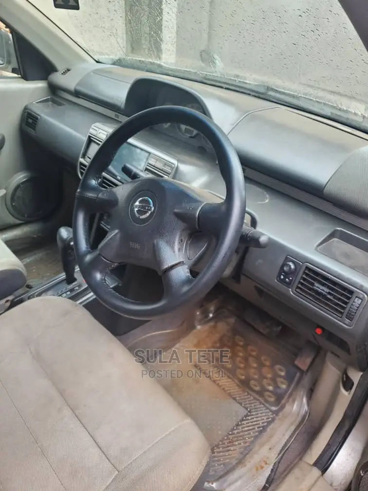 Nissan X-Trail 2.0 2002 Silver