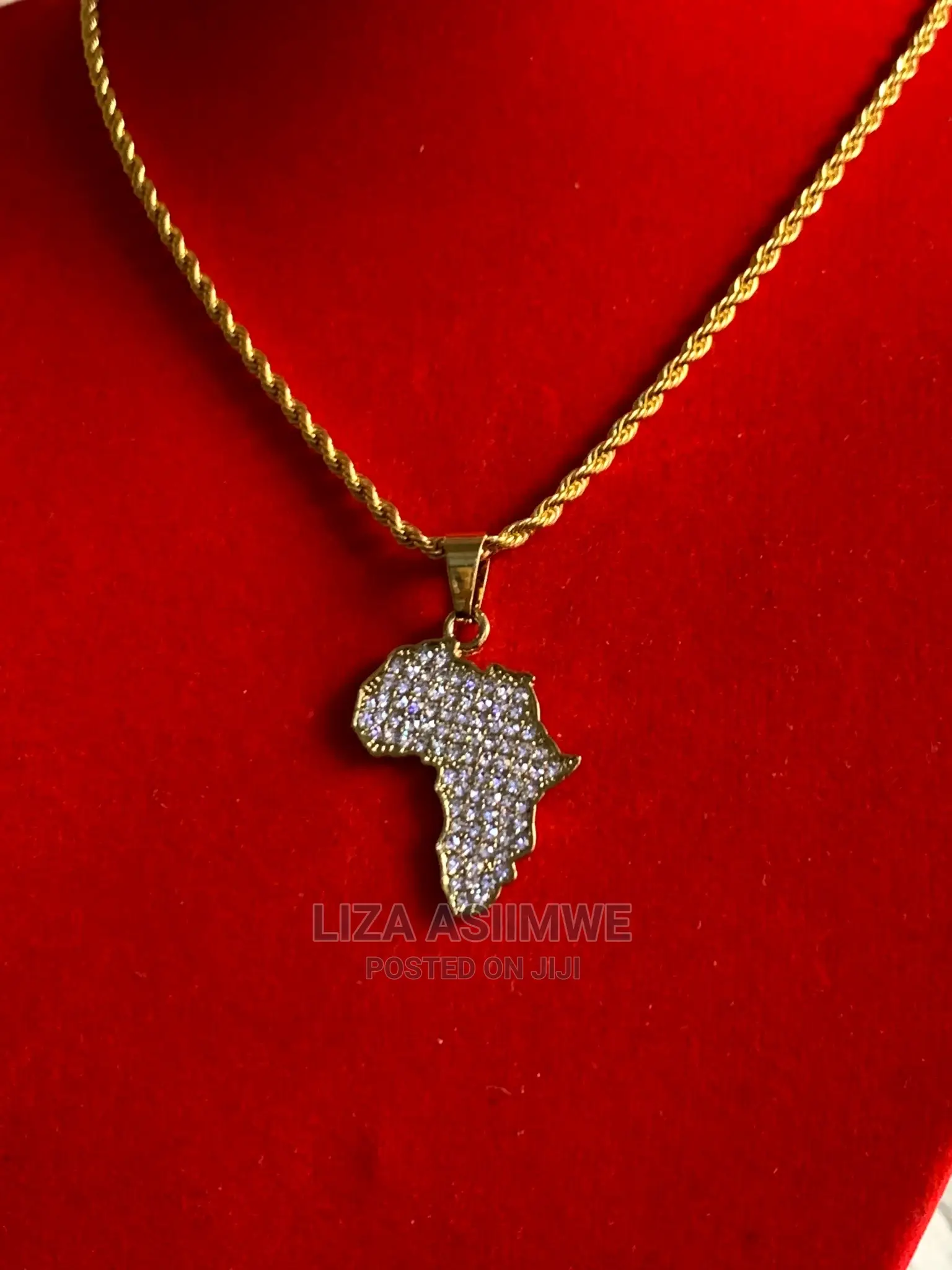 Simple Men’S Necklaces Available With an African Pendant