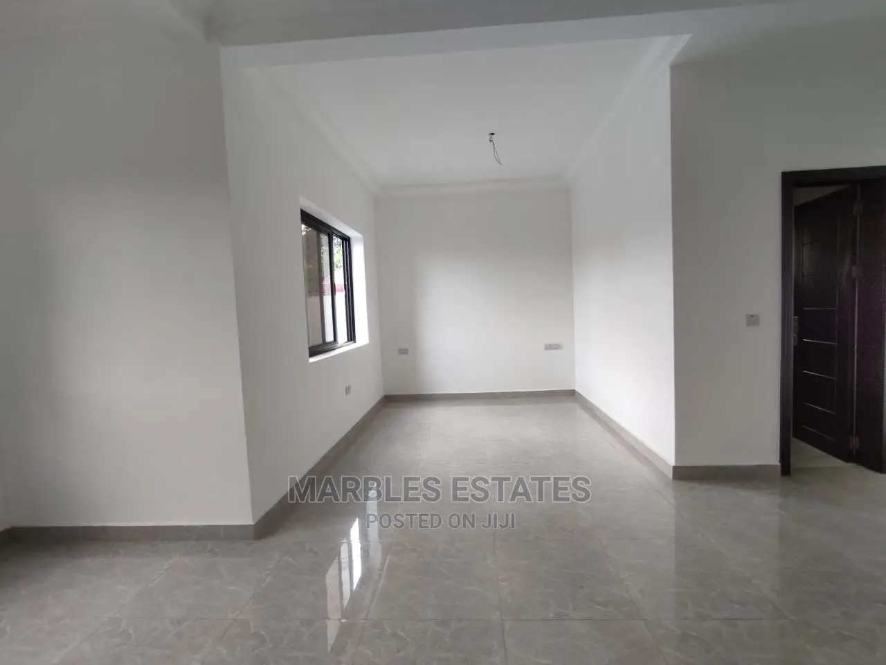 5bedrooms Townhouse for Sale in Mbuya