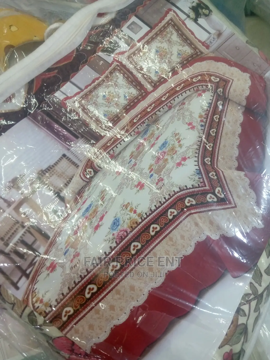 Executive Vip Bedcover.6x6 ( Maroon)