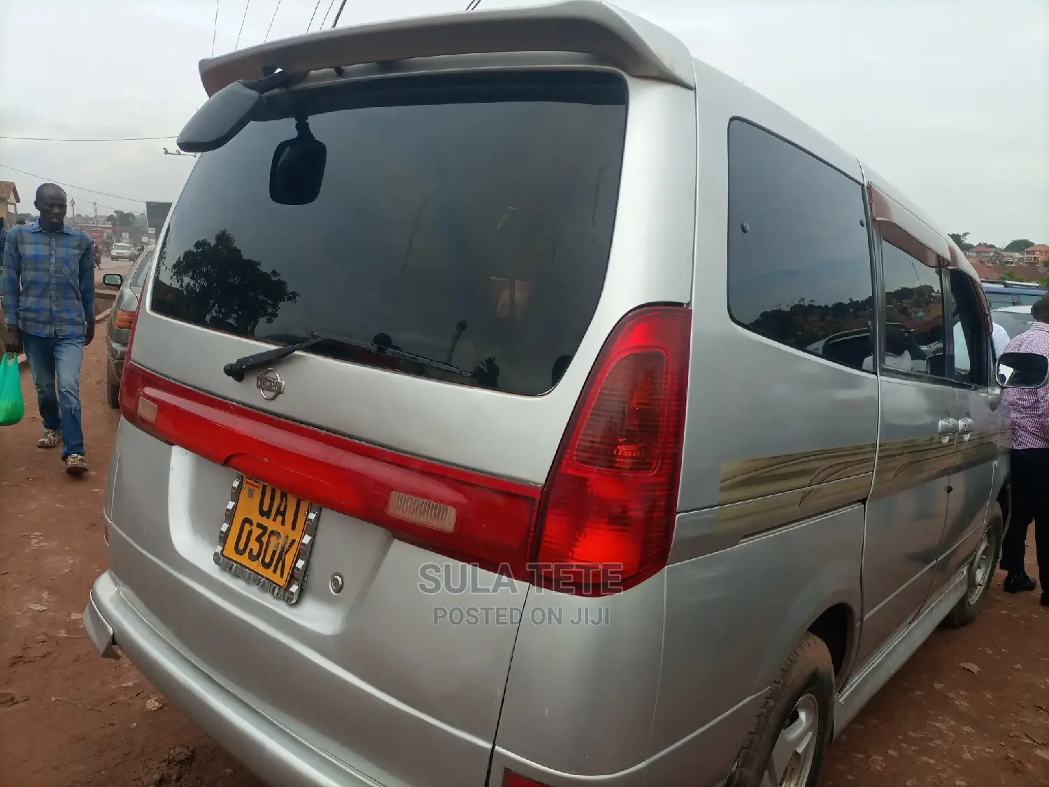 Nissan Serena 2001 Silver