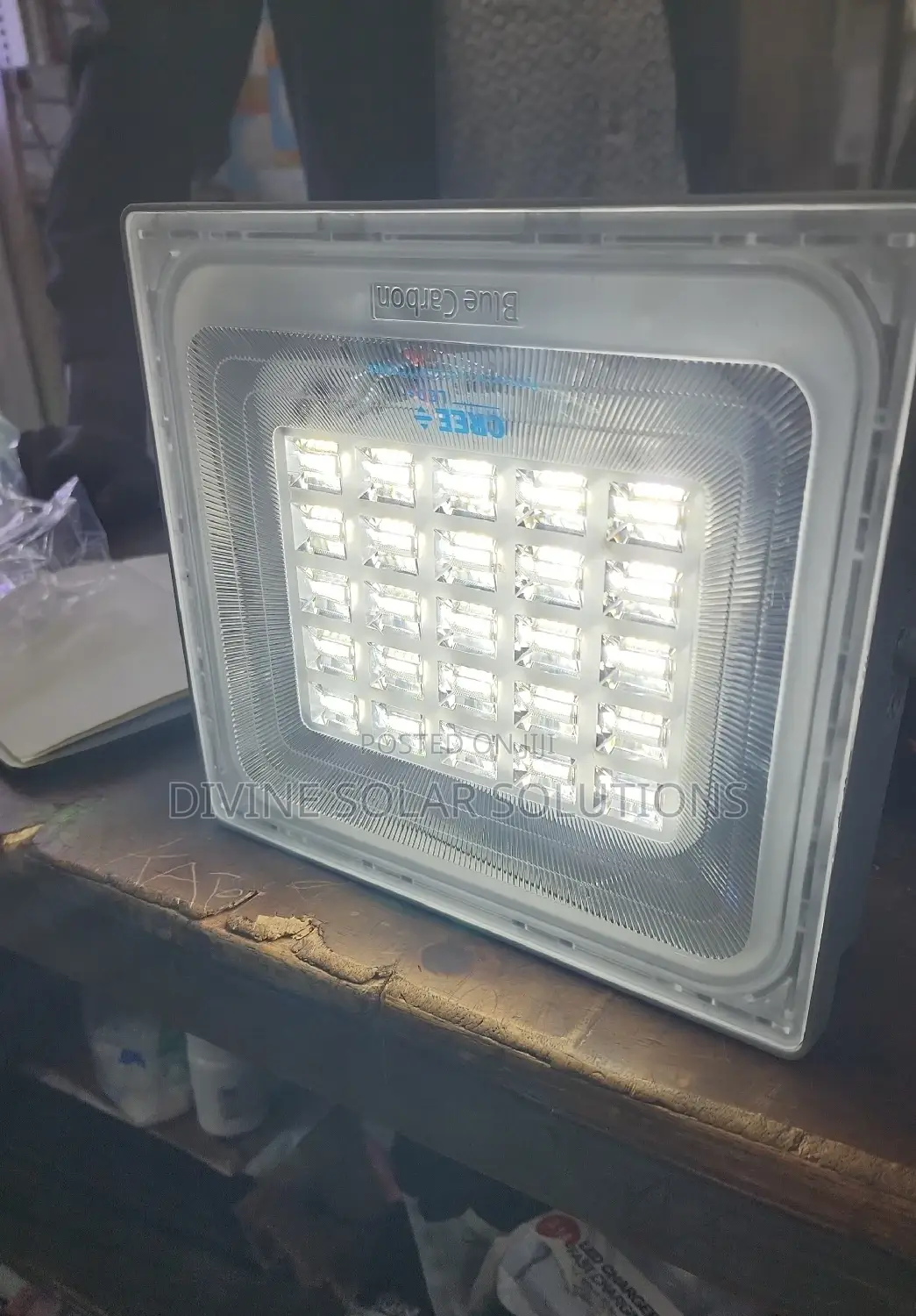300w Wawa Blue Carbon Solar Light