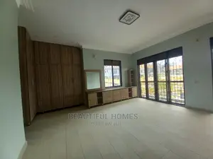 Furnished 5bdrm House in Kyanja Tarmacked, Central Division for Sale