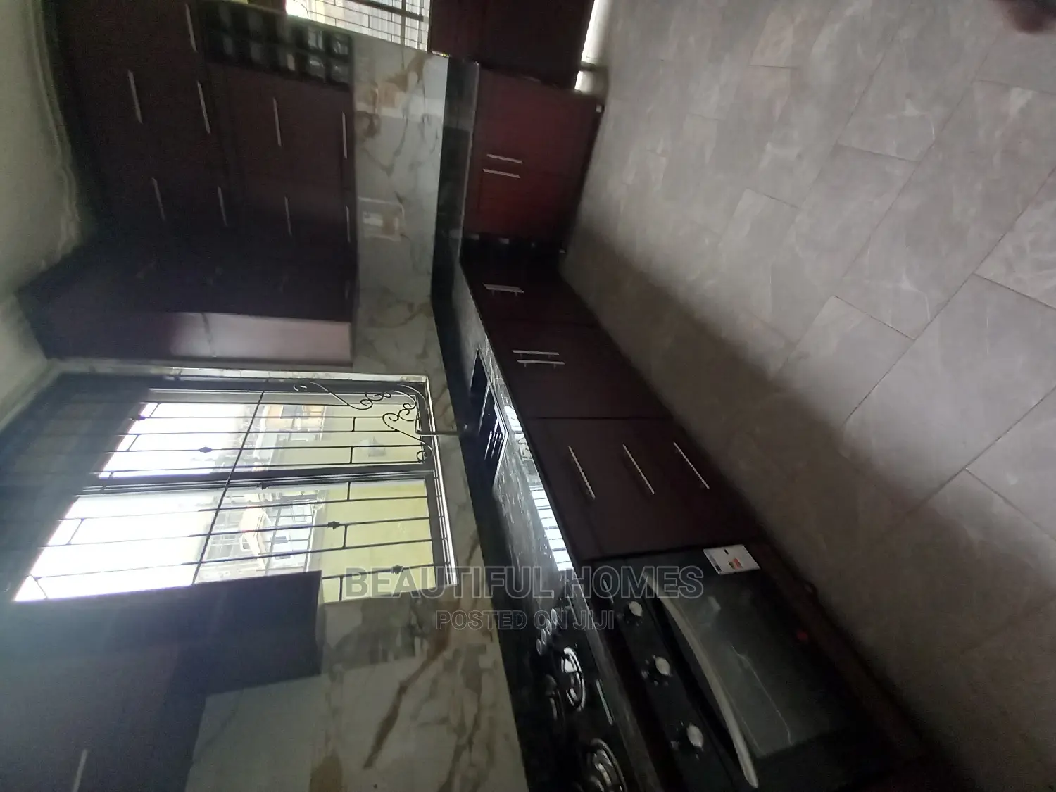 Furnished 5bdrm House in Kyanja Tarmacked, Central Division for Sale