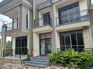 Furnished 5bdrm Duplex in Kyanja Upscale, Central Division for Sale