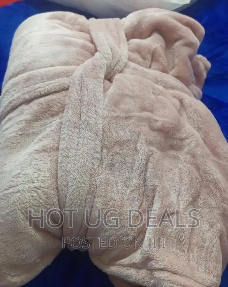 Unisex Exquisite Cotton Bathrobe With Double Pockets- Pink