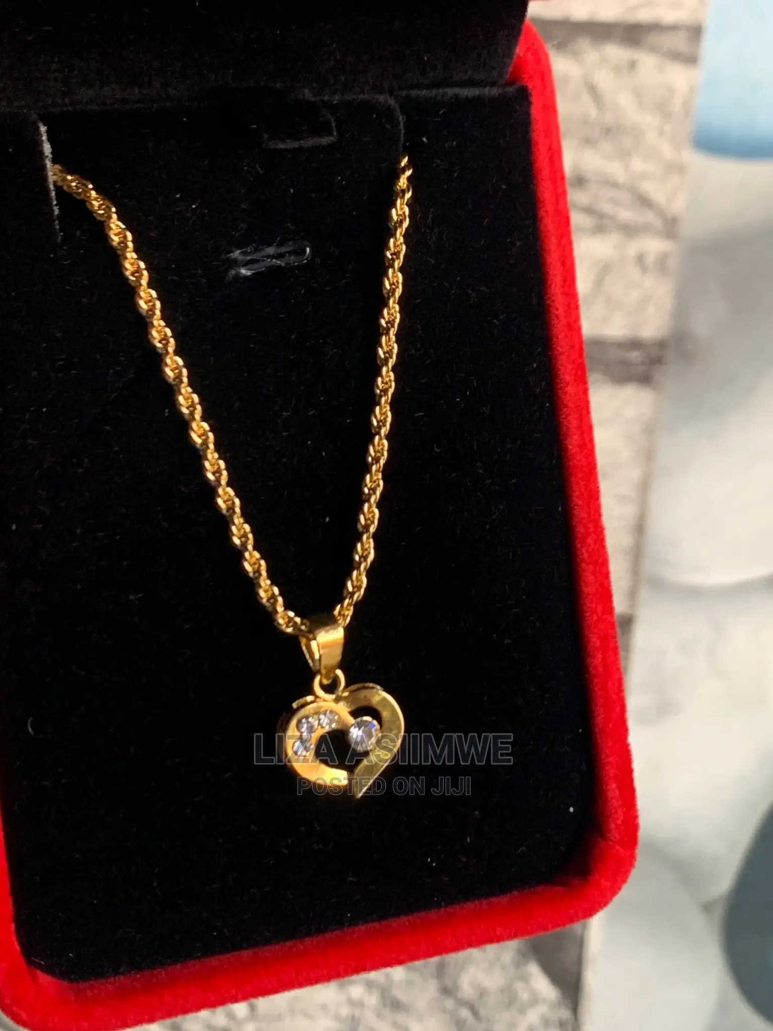 Lady’S Necklaces Available With It’S a Gift Box